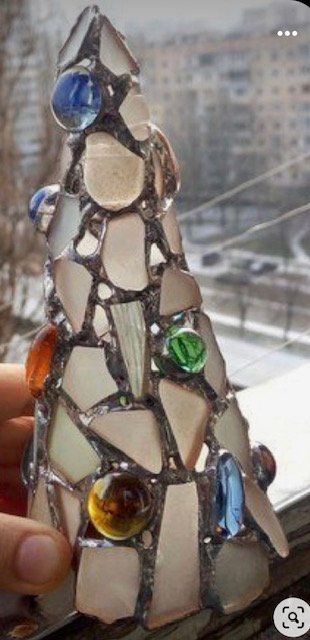 Bruggeman - mosaic christmas tree candlecover.jpg